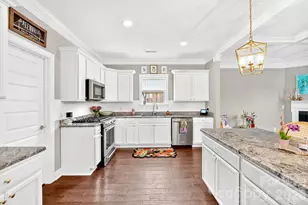9 Winn St, Greenville, SC 29601 - Photo 14
