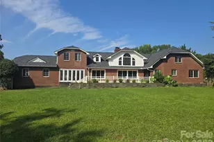5914 Hanna Ct, Charlotte, NC 28212 - Photo 2