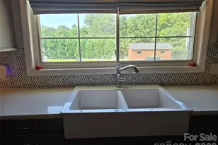 5914 Hanna Ct, Charlotte, NC 28212 - Photo 18