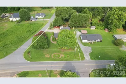 2111 24th Street NE, Hickory, NC 28601 - Photo 38