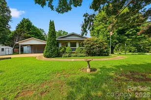 2111 24th St NE, Hickory, NC 28601 - Photo 12