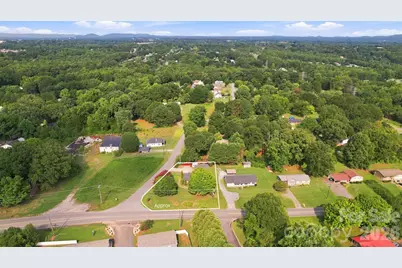 2111 24th Street NE, Hickory, NC 28601 - Photo 36