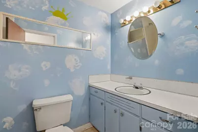 2111 24th Street NE, Hickory, NC 28601 - Photo 20