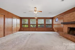 2111 24th St NE, Hickory, NC 28601 - Photo 18