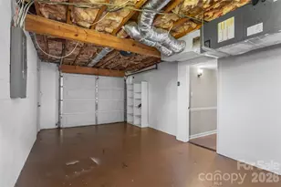 4405 Landing Ct, Hickory, NC 28602 - Photo 22