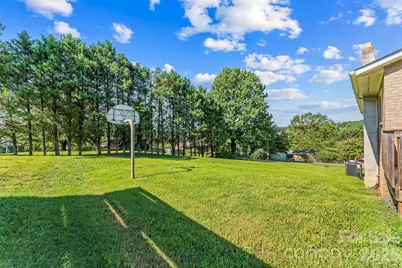 4405 Landing Court, Hickory, NC 28602 - Photo 24