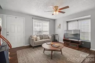 979 Surry Ln, Gastonia, NC 28054 - Photo 4
