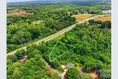 18 Easthaven Drive, Newton, NC 28658 - Photo 4