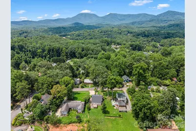 143 Broadway Avenue, Tryon, NC 28782 - Photo 34