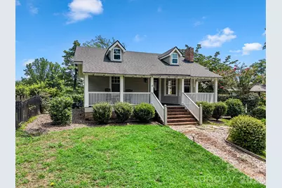 143 Broadway Avenue, Tryon, NC 28782 - Photo 2
