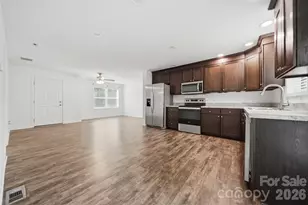 117 Falls St, Morganton, NC 28655 - Photo 8