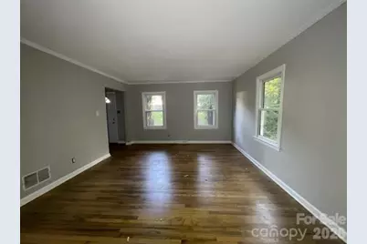 6931 Crossridge Road, Charlotte, NC 28214 - Photo 2