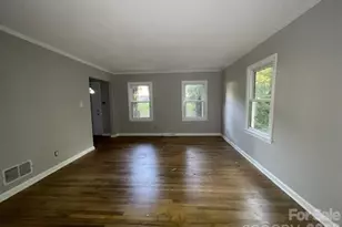 6931 Crossridge Rd, Charlotte, NC 28214 - Photo 2