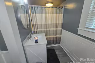 1466 White Oak Ave, Albemarle, NC 28001 - Photo 16