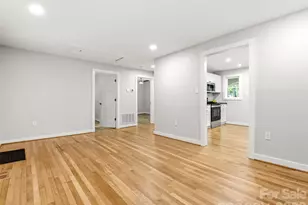 468 Governors View Rd, Asheville, NC 28805 - Photo 10