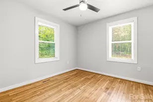 468 Governors View Rd, Asheville, NC 28805 - Photo 16