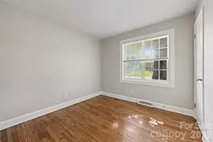 4421 Knollcrest Dr, Charlotte, NC 28208 - Photo 38