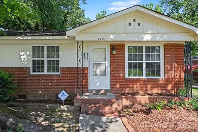 4421 Knollcrest Drive, Charlotte, NC 28208 - Photo 2