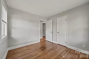 4421 Knollcrest Dr, Charlotte, NC 28208 - Photo 30