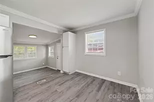 4421 Knollcrest Dr, Charlotte, NC 28208 - Photo 14