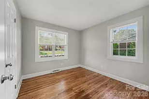 4421 Knollcrest Dr, Charlotte, NC 28208 - Photo 28