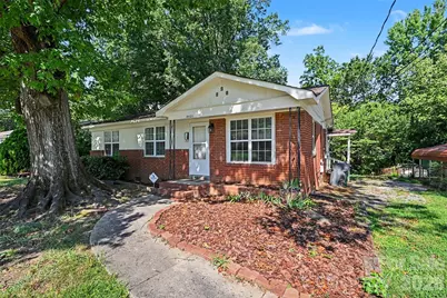 4421 Knollcrest Drive, Charlotte, NC 28208 - Photo 1