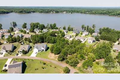 11222 Island View Lane, Lancaster, SC 29720 - Photo 6