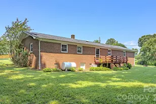 1169 Burkehurst Ave, Morganton, NC 28655 - Photo 24