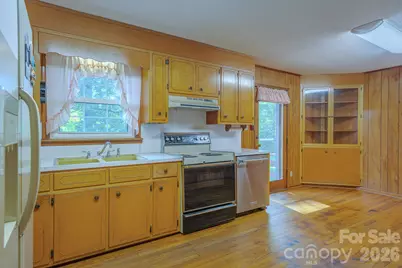 1169 Burkehurst Avenue, Morganton, NC 28655 - Photo 8