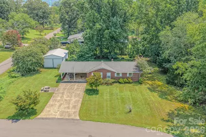 1169 Burkehurst Avenue, Morganton, NC 28655 - Photo 2