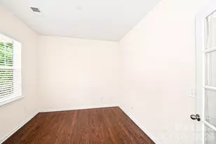 117 E Warfield Dr, Mooresville, NC 28115 - Photo 6