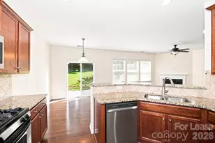 117 E Warfield Dr, Mooresville, NC 28115 - Photo 8