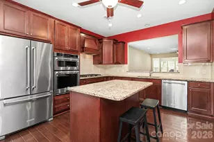 7419 Carolina Jessamine Ct, Fort Mill, SC 29707 - Photo 4