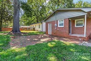 1634 Van Buren Ave, Charlotte, NC 28216 - Photo 26