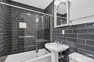 1634 Van Buren Ave, Charlotte, NC 28216 - Photo 22