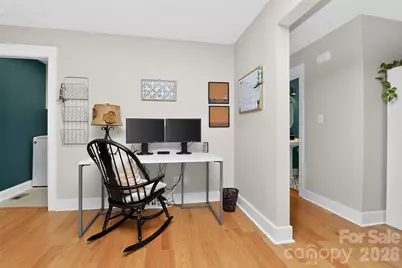 1016 Dresden Drive W, Charlotte, NC 28205 - Photo 14