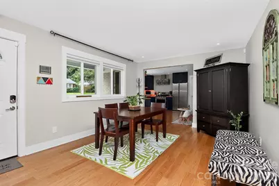 1016 Dresden Drive W, Charlotte, NC 28205 - Photo 8