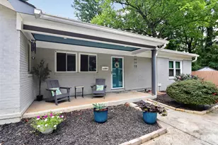 1016 Dresden Dr W, Charlotte, NC 28205 - Photo 2