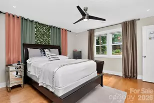 1016 Dresden Dr W, Charlotte, NC 28205 - Photo 18