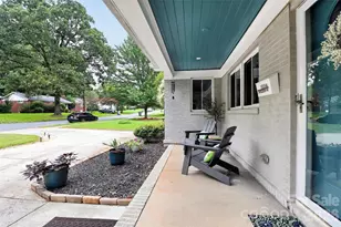 1016 Dresden Dr W, Charlotte, NC 28205 - Photo 30
