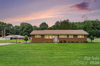 225 Oliphant Road, Mooresville, NC 28115 - Photo 1