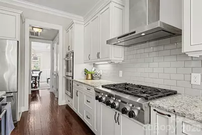 2914 Windsor Avenue, Charlotte, NC 28209 - Photo 10