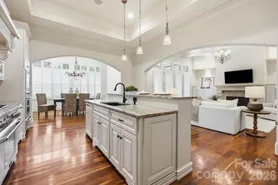 19115 Youngblood Road W, Charlotte, NC 28278 - Photo 12