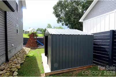 130 Bostic Street, Marion, NC 28752 - Photo 8