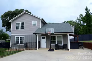 130 Bostic St, Marion, NC 28752 - Photo 1
