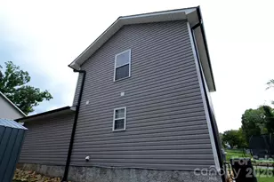 130 Bostic St, Marion, NC 28752 - Photo 6