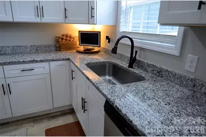 130 Bostic Street, Marion, NC 28752 - Photo 18