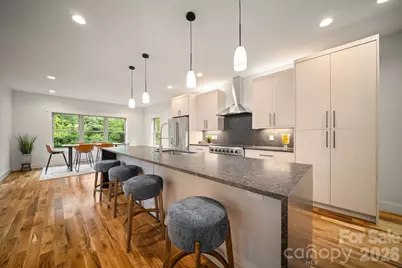 91 Glendale Avenue, Asheville, NC 28803 - Photo 2