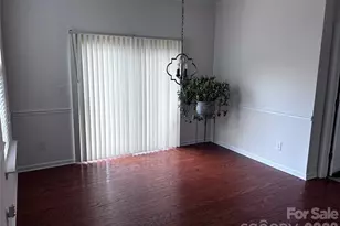 11132 Damson Plum Ln, Charlotte, NC 28215 - Photo 10
