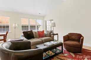 305 Ewarts Hill Rd, Hendersonville, NC 28739 - Photo 4